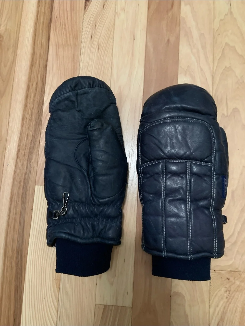 Conroy Men’s Dark Blue Leather Mittens size XL